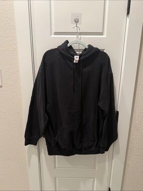 Men's Black Zip-Up Hooded Sweater